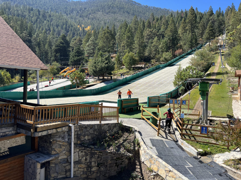 Bosques de Monterreal ski slope offers the only skiing experience in Mexico on a specially designed carpet that mimics snow. 